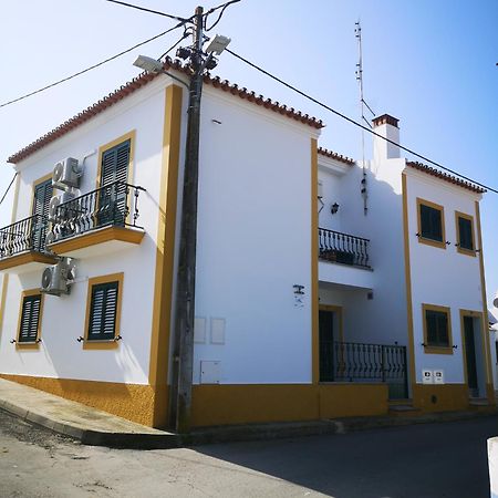 Refugio D' Aldeia Apartment Регуенгос де Монсараз Екстериор снимка